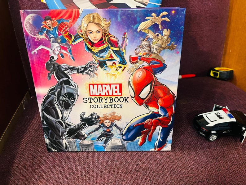 Spider-Man Avenger bundle/Easter Batman, action figure, large story book color image 9
