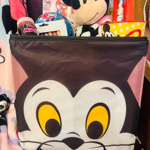 Minnie Mouse large Easter bundle with 50x70 pink soft throw, medium Minnie plush image 7