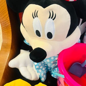 Minnie mouse sand bucket 50 x 70 soft adorable throw large mini pillow plush image 7