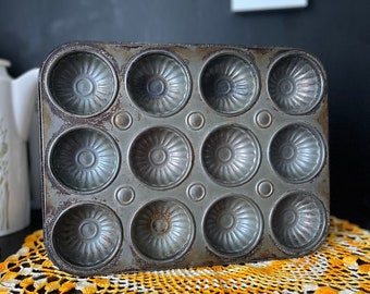 Vintage English Bun / Madeleines Baking Tray ~ Retro Kitchenalia