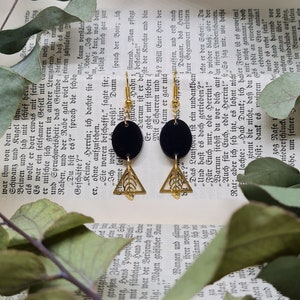 Earrings Marika gold black hanging Resin
