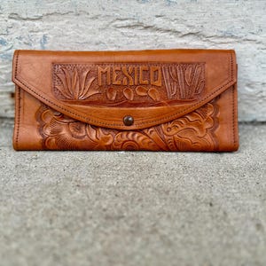 Vintage Leder ""Mexiko"" Brieftasche punzierte Clutch."