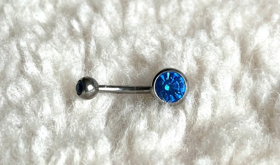 Belly button steel ring with a beautiful bright s… - image 1