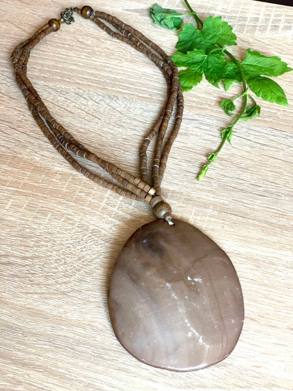 very large natural shell - Gem