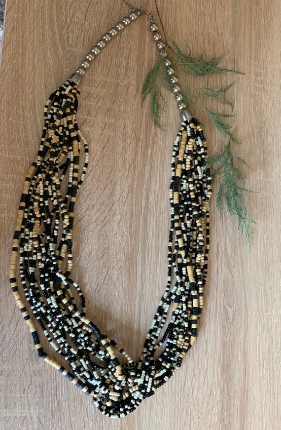 Very interesting multi strand black and beige woo… - image 3