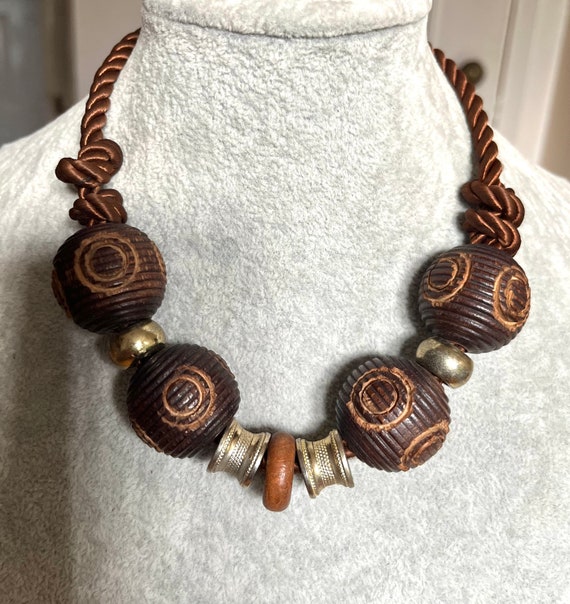 Interesting Boho style brown carved wood large ro… - image 2