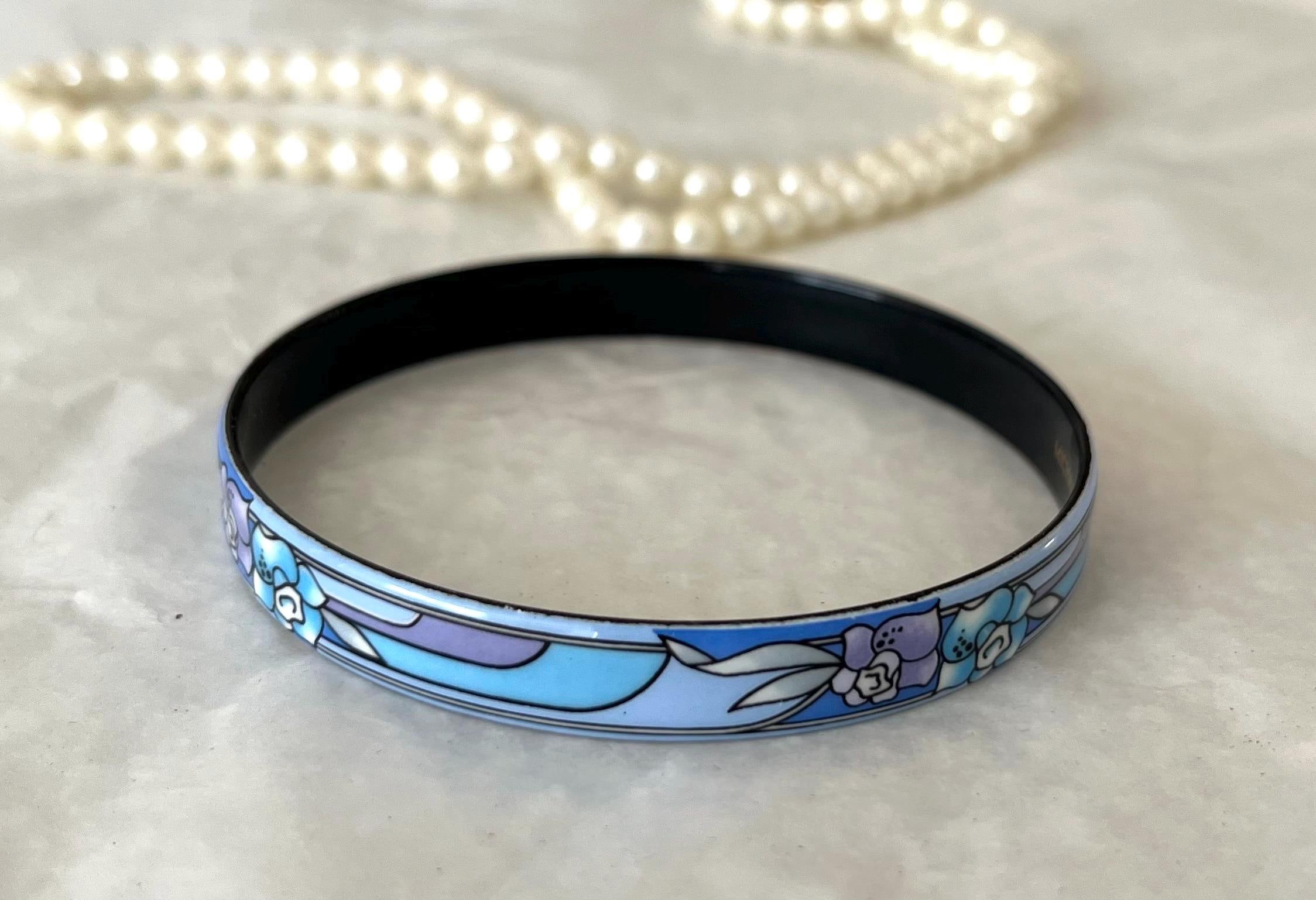 Michaela Frey Team - Etsy