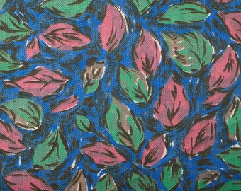 1.9Yd Beautiful 1940s Vintage brushed twill Fabric, blue green pink leaves, Quilting Sewing