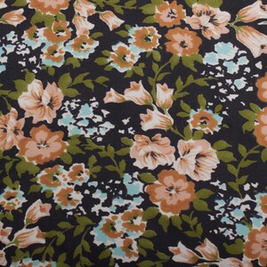 1970s Floral Cotton Satin Fabric for Vintage Dressmaking, 1.6 yds by 35"