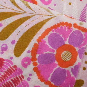 Flower Power jaren 1970 Vintage katoenmix stof, roze oranje wit, Home Decor BTY afbeelding 4