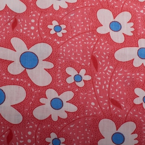 Retro Blumen Baumwollstoff, 1970er Jahre Gänseblümchen Print für Nähprojekte
