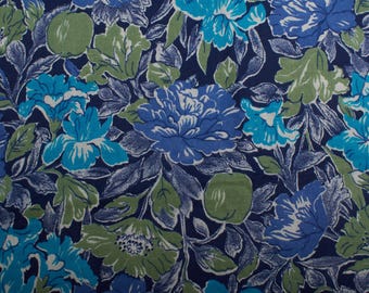 Tela de algodón floral azul vintage, estampado de jardín de los años 60, material ligero para prendas de vestir.