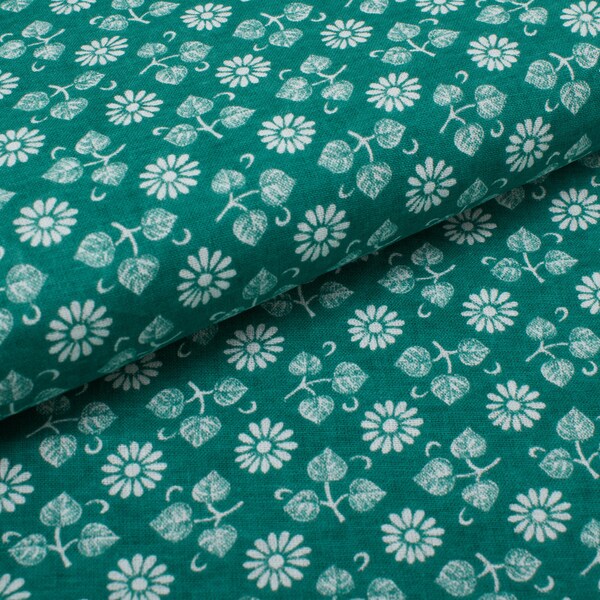 1970s Vintage cotton fabric, floral green white, Quilting Sewing Retro