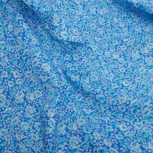 1970s Vintage Small Print Ditsy, Floral Fabric, blue white Cotton, Quilting Sewing Retro