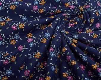 Vintage marineblauwe flanellen katoenen stof met bloemenprint uit de jaren 70, textiel met kleine bloemenprint voor naaiprojecten.