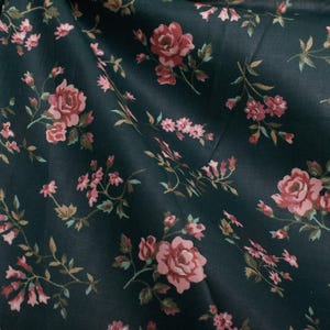 Elegant Dark Floral Rose Print Cotton Fabric, 1980s Decorative Textile