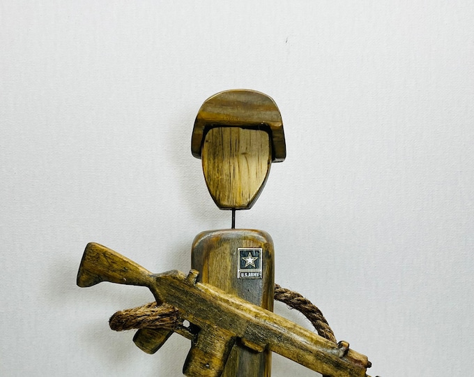 Army soldier faceless wood figurine. Hand made.