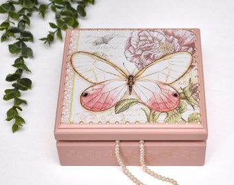 花柄の蝶の木製ジュエリーボックス：記念品入れ - Etsy 日本