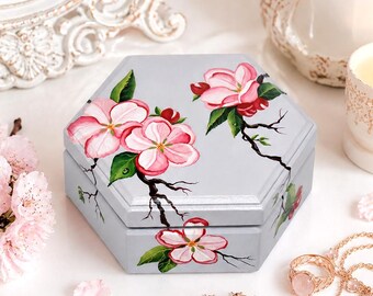 Painted Flower Wooden Box, Personalized Trinket Box, Custom Name Blossom Keepsake Box, Spring Trinket Chest, Teacher Appreciation Gift