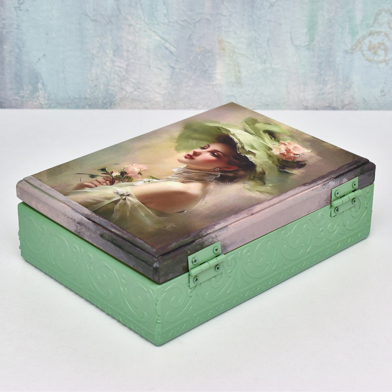 Green Victorian Style Jewelry Box, Keepsake Box With Lid, Decoupage Memory Box, Gift for Teenage