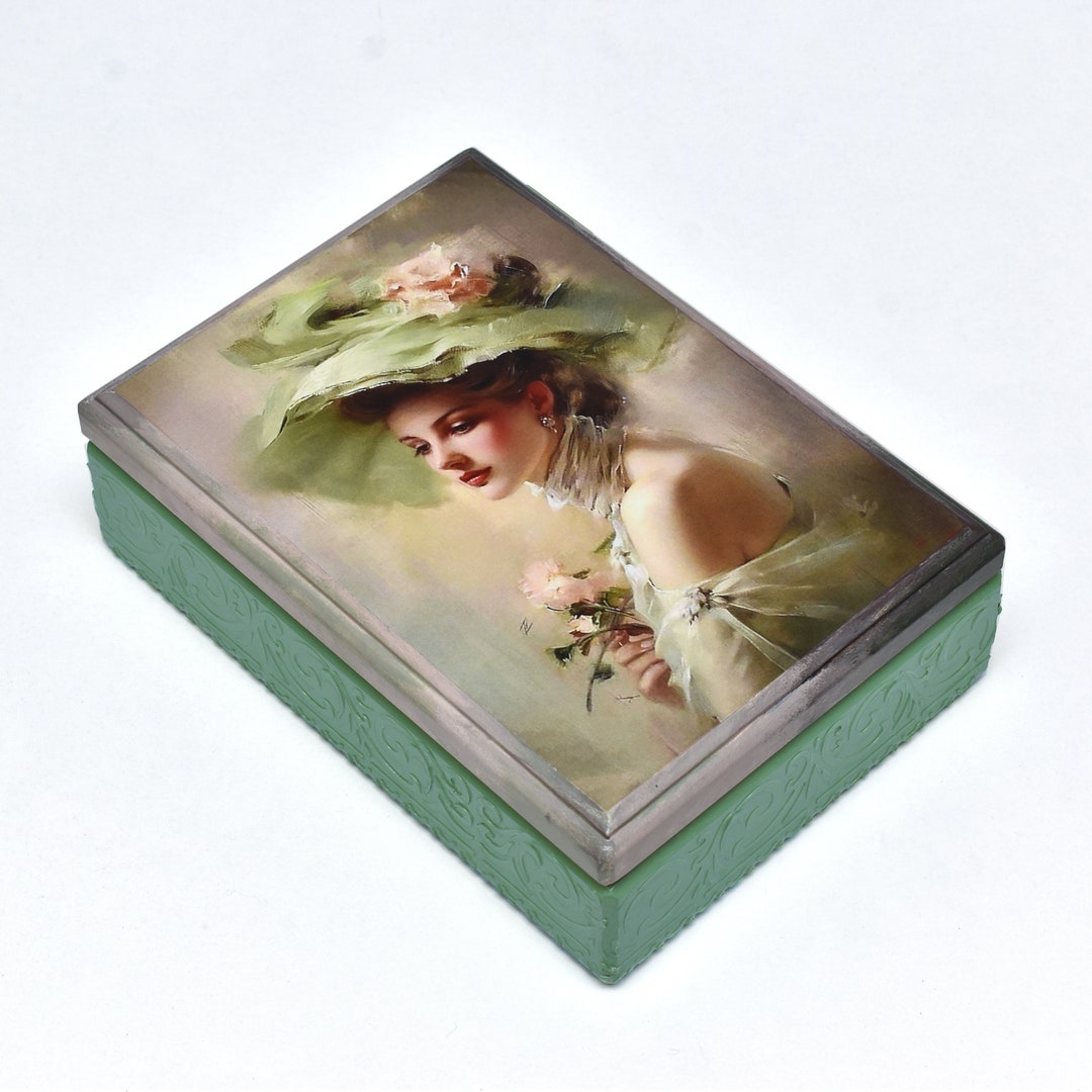 Green Victorian Style Jewelry Box, Keepsake Box With Lid, Decoupage Memory Box, Gift for Teenage
