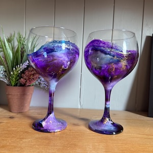 Hand Decorated Gin Glass: Blue, Purple & Silver Sparkle