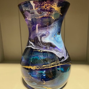 Hand decorated 18cm tall blue purple and turquoise design glass vase, ideal gift for new Home, friend, mum, wedding, thank you image 4