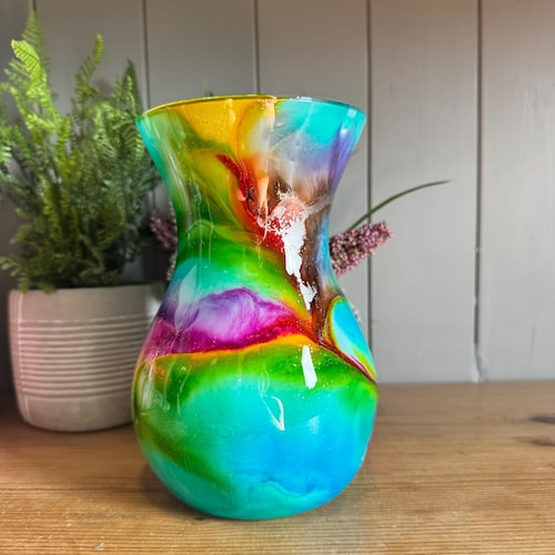 Hand Decorated 18cm Tall Vibrant Rainbow Glass Vase: Gold Copper