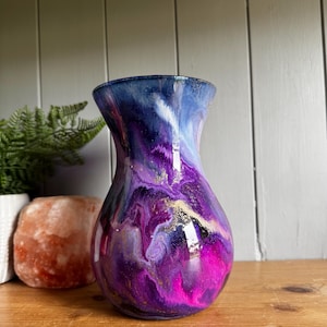 Hand Decorated 18cm Tall Glass Vase: Blue, Purple, and Pink Design