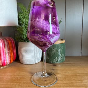Set of 1, 2, 4 or beautiful plum purple grey and gold hand decorated stemmed stemless wine or Prosecco glasses