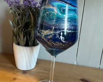 Set of 1, 2, 4 or 6 Beautiful dark blue light blue turquoise purple and silver hand decorated stemmed stemless wine or Prosecco glasses