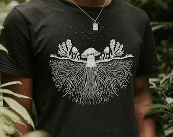 Mushroom T-Shirt - Bushcraft Gear Wilderness Survival Fungi Fungus Nature Adventure Shroom Foraging T-Shirt