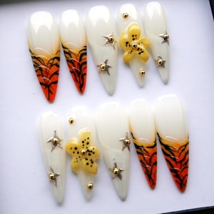 Tiger Baby Summer Press On Nails - Little Stars Glitter Pearl White Fake Nails V257