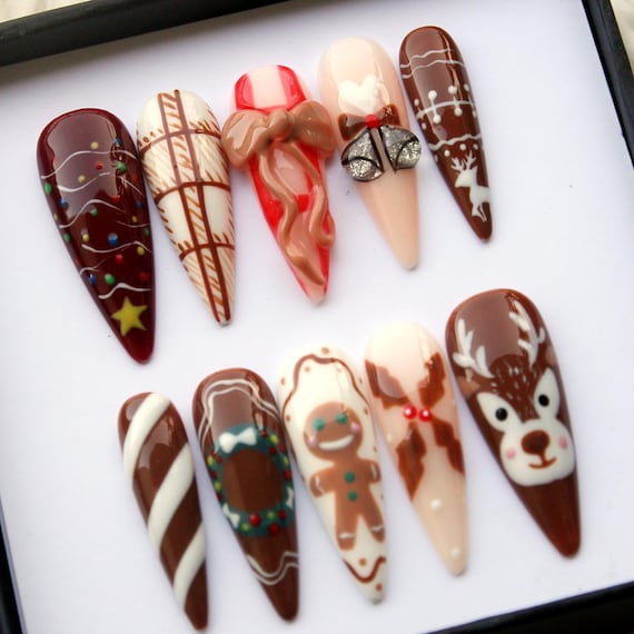 Xmas Deer Press On Nails - Christmas Ginger Brown Fake Nail Set V339