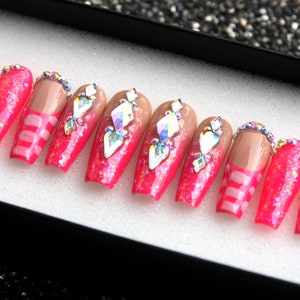 Hot and Shine Press On Nails - Handmade Coffin Fake Nails - Bridal Wedding False Nails V147
