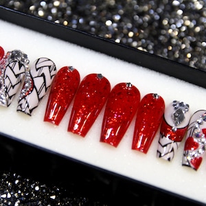Cruella Red Press On Nails – Unhas de caixão para o Dia dos Namorados, unhas postiças longas com glitter vermelho V16