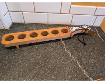 Shanky's Whip Holz Schnapsglas Servierpaddel 6 Slot Straußenstange Flug