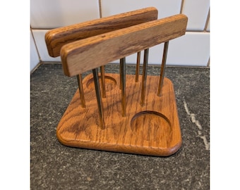 The Cooks Bazaar Vintage Oak Wood Napkin Holder Salt Pepper Shaker Stand Taiwan