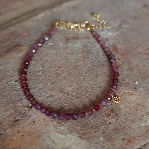 Tourmaline jewelry-Tourmaline pink-ombre bracelet-Pink Tourmaline bracelet-energy bracelet-October birthstone jewelry-pink crystal bracelet