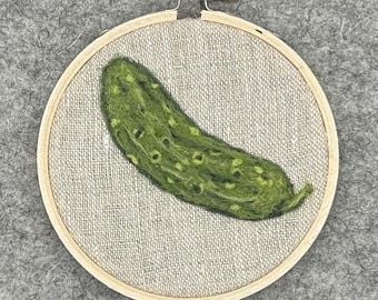 Lucky Whimsical Needle Felted Pickle – 2D Wool Ornament for Christmas Tree. Cute Christmas Pickle hoop art. Christmas Pickle Ornament