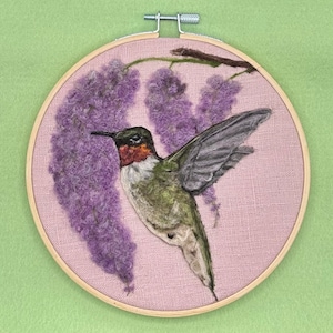 Hummingbird needle felted realistic wool painting for bird lovers, hummingbird portrait, bird art, gift for bird lovers, nature portrait