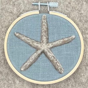 Needle felted starfish wool painting. Beach art, starfish felting, shell lover gift, beach decoration, summer art, starfish ornament