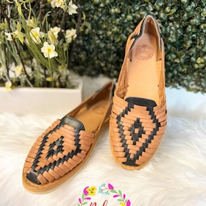 Rombo Huaraches| Mexican Huaraches| Huaraches de mujer| Mexican sandals| Handmade leather Huaraches |Huaraches Artesanales | Women Huaraches