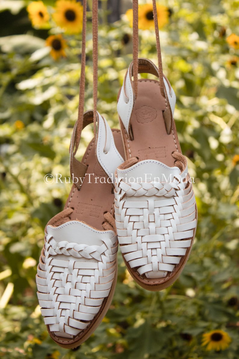 Coquette Huaraches Lace Up Niñas