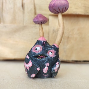 Trippy Creep Mushling (Handcarved wooden art toy)