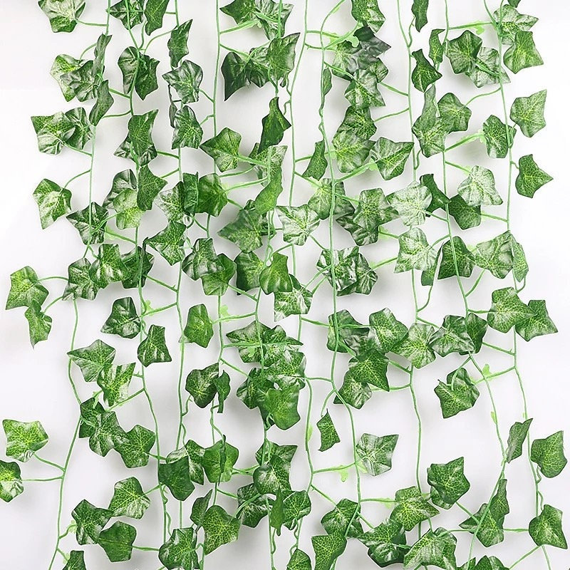 dallisten 3 Strands Odorless Artificial Ivy Vines Kit, 71 Silk Ivy Garland with Green Leaves, Fake Hanging Plants Greenery Decoration for Bedroom