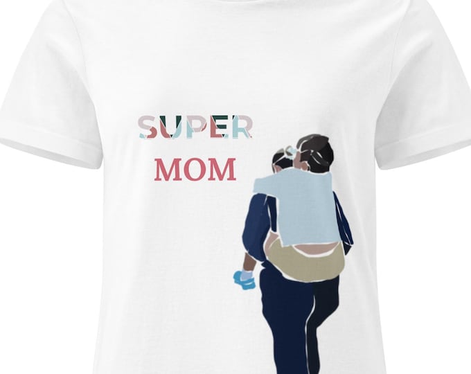 SUPER MOM Women’s basic softstyle t-shirt