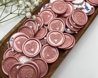 Handgemaakte hartlakzegels: zelfklevende stickers voor huwelijksuitnodigingen