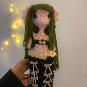 Crochet Melanie Martinez  portals doll, amigurami, figurine