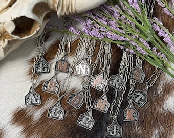 WESTERN INITIAL NECKLACE / Western Cattle Tag Initial Necklace / Western Etched Cattle Tag Initial Necklace / Monogram Necklace